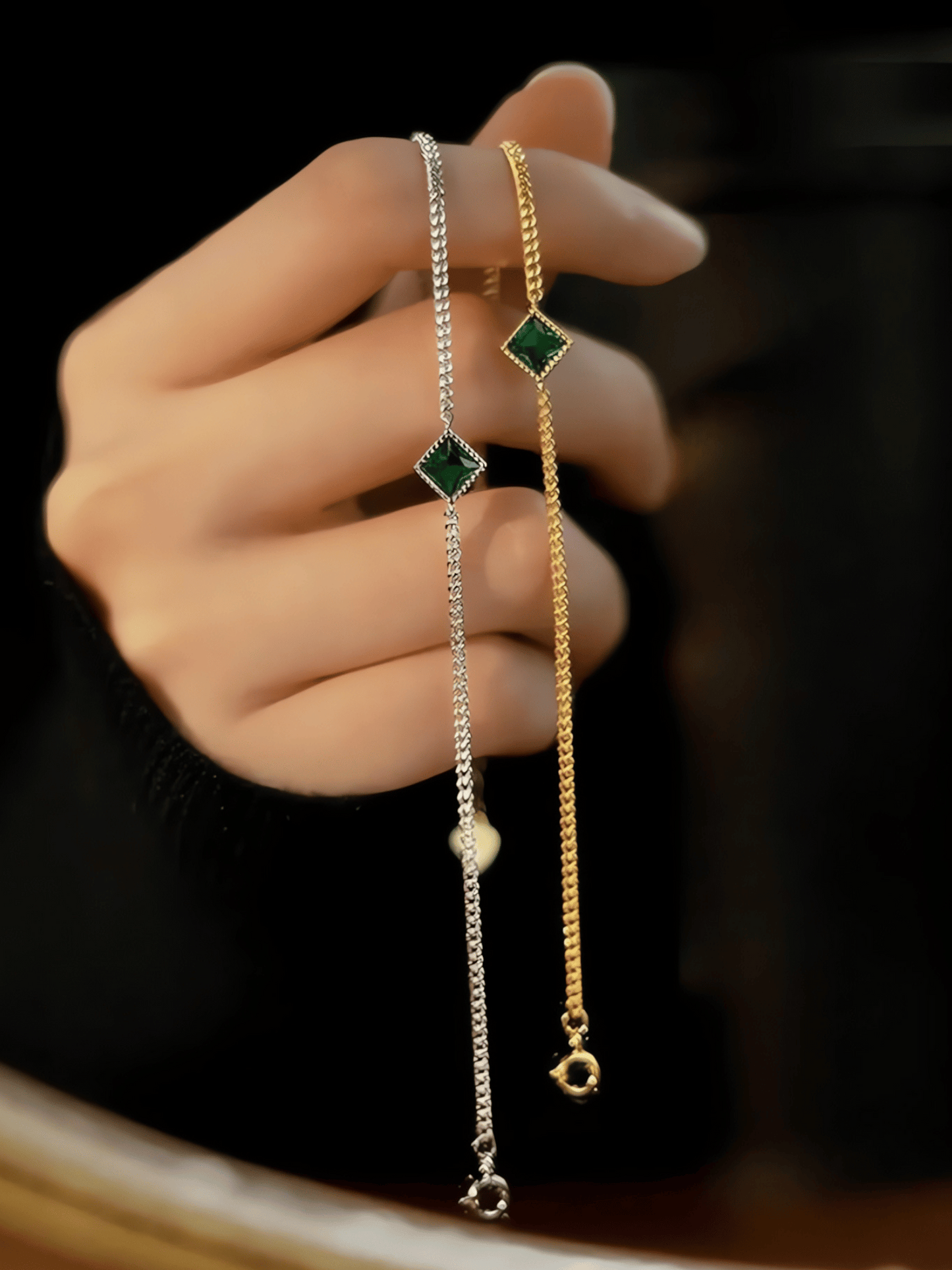 Tilted Emerald Square Bracelet