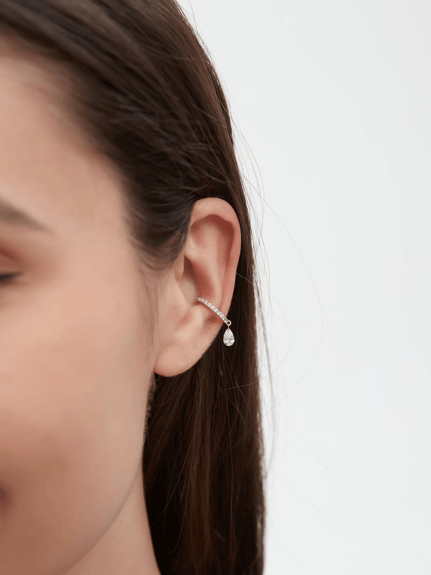 Manchette d'oreille en forme de larme