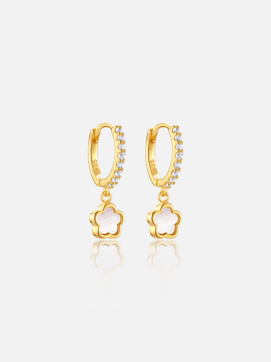 Boucles d'oreilles pendantes en perles florales 