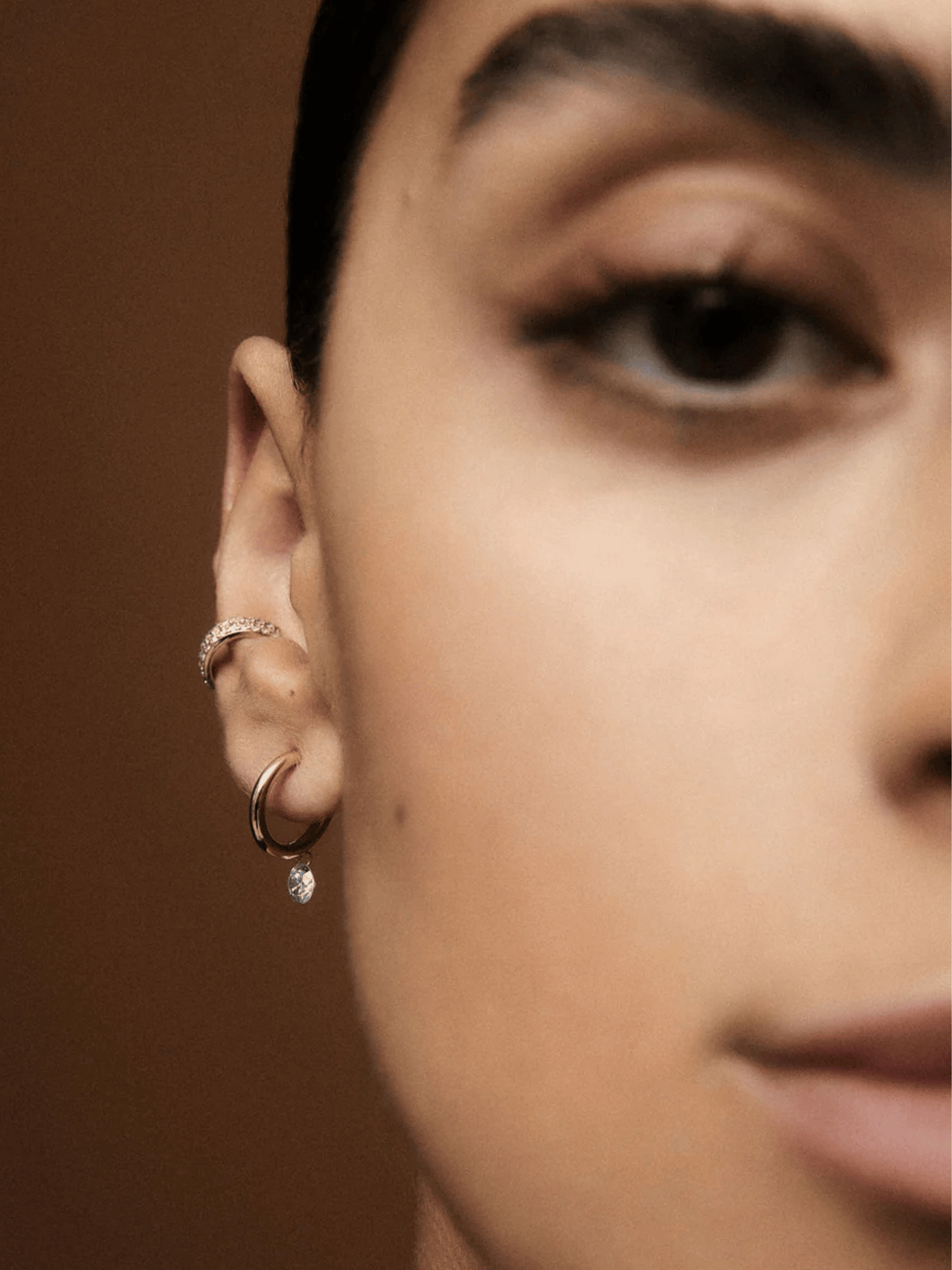 Boucles d'oreilles créoles en cristal 